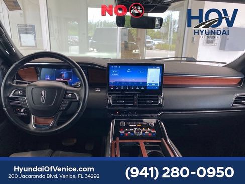 Used 2022 Lincoln Navigator L Reserve AWD/4WD image 57