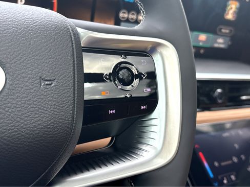 New 2026 INFINITI QX80 Luxe w/ Cargo Package image 19