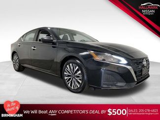 Used 2024 Nissan Altima 2.5 SV video 1