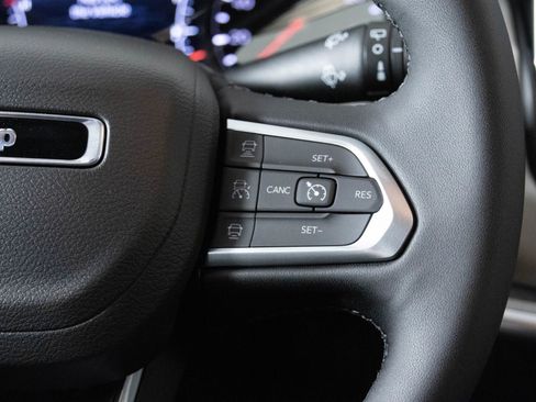 New 2026 Jeep Compass Limited image 30