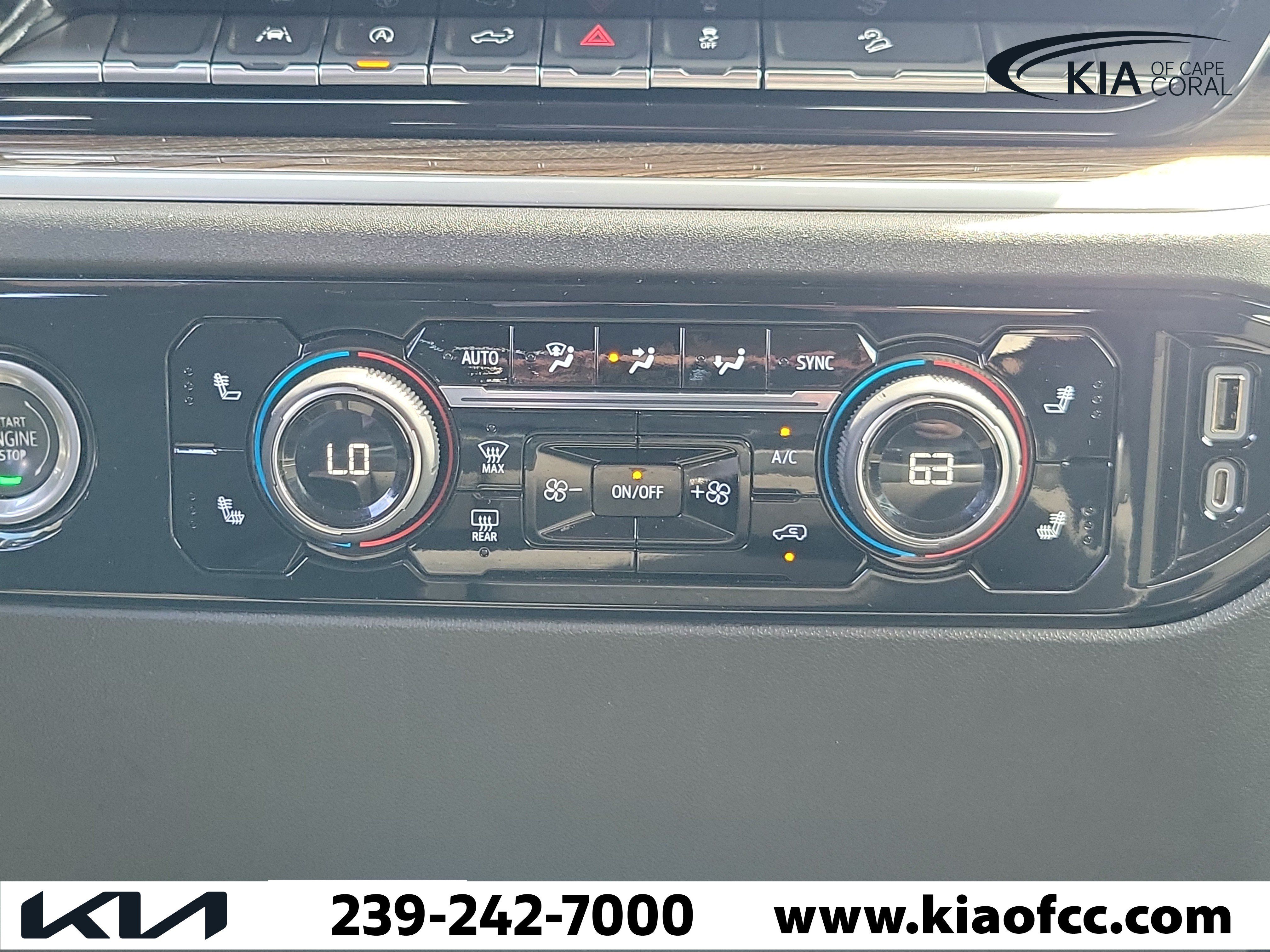 Used 2022 Chevrolet Silverado 1500 LT AWD/4WD image 19