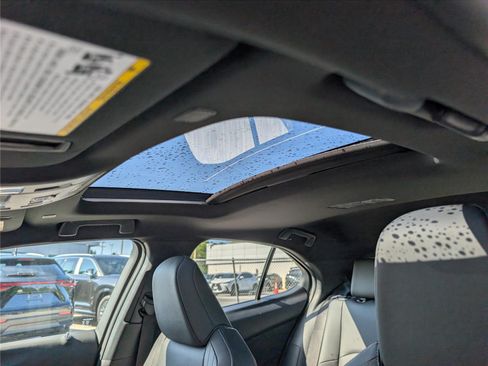 New 2026 Lexus UX 300h AWD image 28