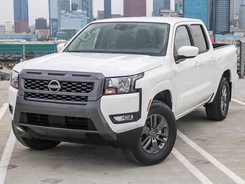 New 2025 Nissan Frontier SV w/ SV Convenience Package RWD image 1