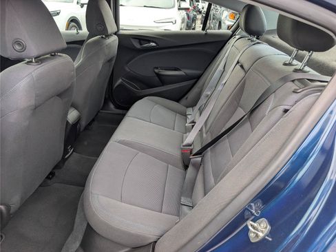 Used 2019 Chevrolet Cruze LT w/ Convenience Package FWD image 15