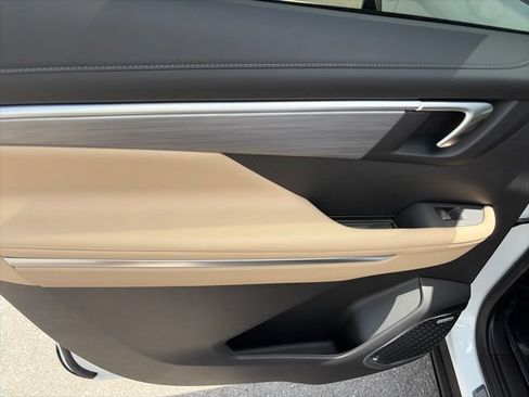 New 2026 Buick Enclave Preferred w/ Power Package AWD/4WD image 12