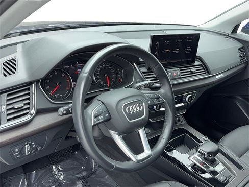 Used 2022 Audi Q5 2.0T Premium w/ Convenience Package image 14