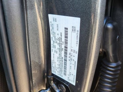 Used 2019 Ford F150 XLT w/ Equipment Group 302A Luxury AWD/4WD image 28