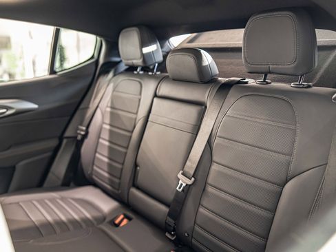 New 2025 Alfa Romeo Tonale w/ Premium Package image 33