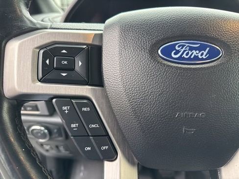 Used 2019 Ford F150 Platinum image 12