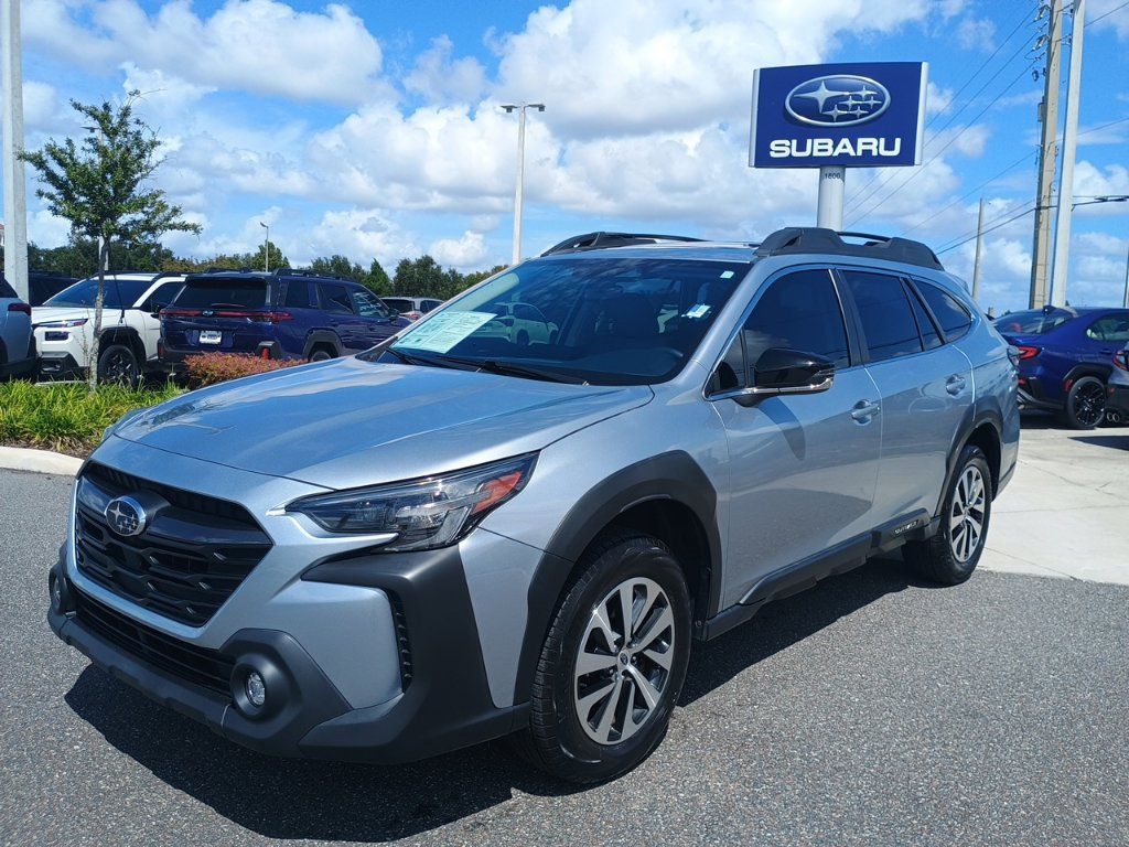 Certified 2024 Subaru Outback Premium AWD/4WD image 1