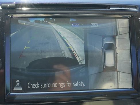 Used 2016 Nissan Murano Platinum w/ Platinum Technology Package AWD/4WD image 22