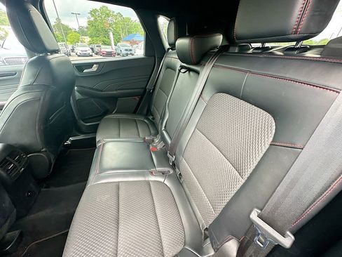 Used 2023 Ford Escape ST-Line w/ Tech Pack #1 FWD image 4