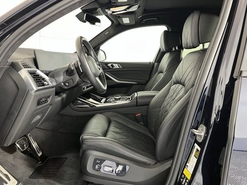 Used 2023 BMW X7 xDrive40i w/ Executive Package image 16