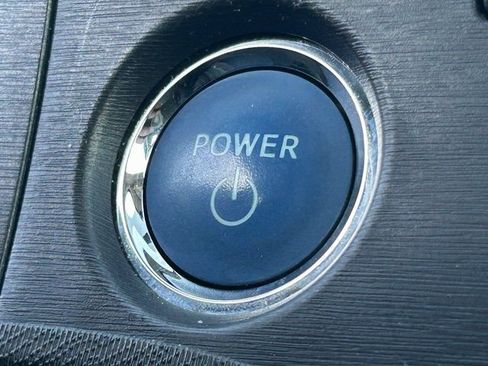 Used 2013 Toyota Prius C image 18