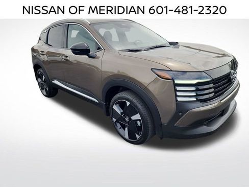 New 2026 Nissan Kicks SR FWD image 7
