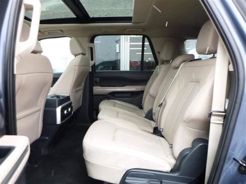Used 2023 Ford Expedition Max Limited AWD/4WD image 6