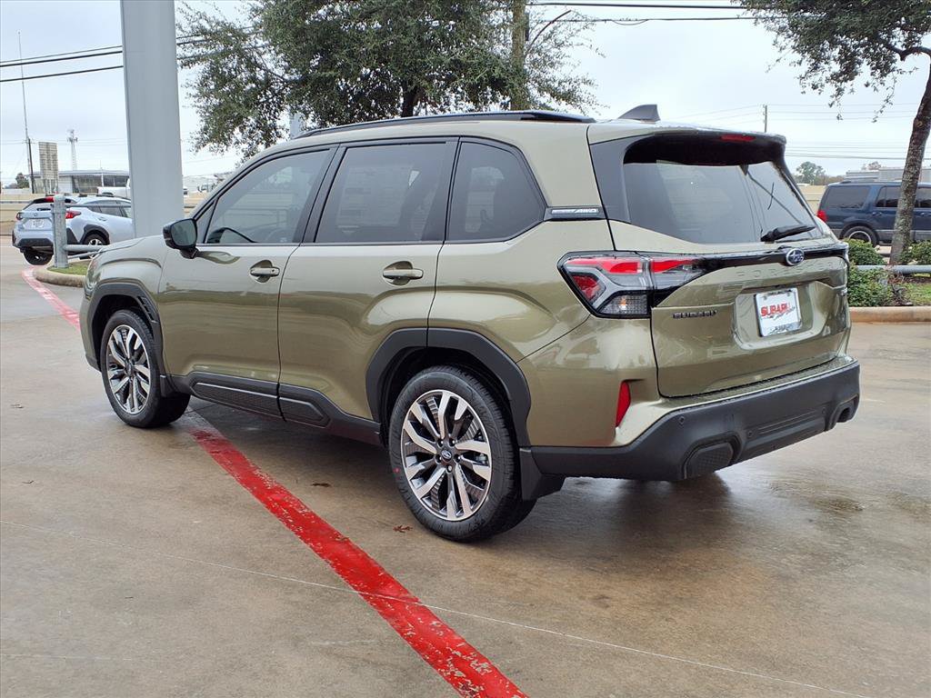 Used 2026 Subaru Forester Touring AWD/4WD image 2
