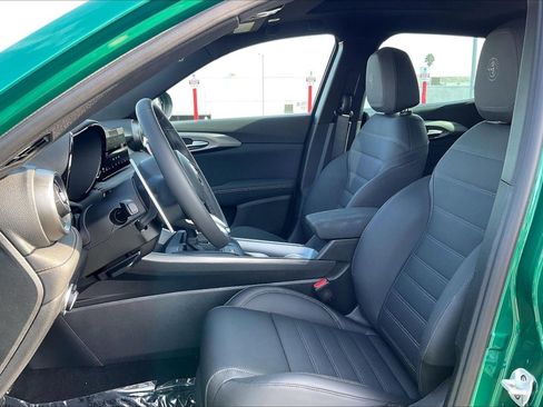 New 2025 Alfa Romeo Tonale Veloce w/ Premium Package image 9