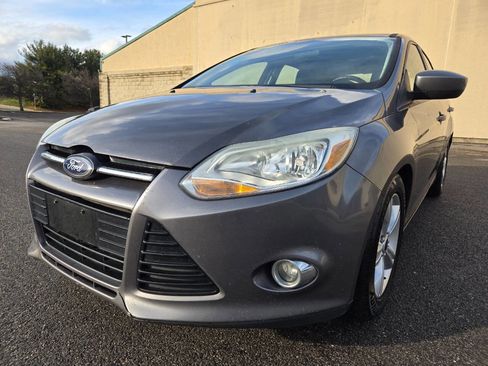 Used 2012 Ford Focus SE image 1