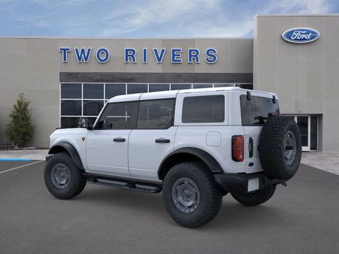 New 2025 Ford Bronco Badlands image 4
