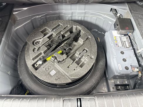 Used 2016 Hyundai Genesis 3.8 image 40