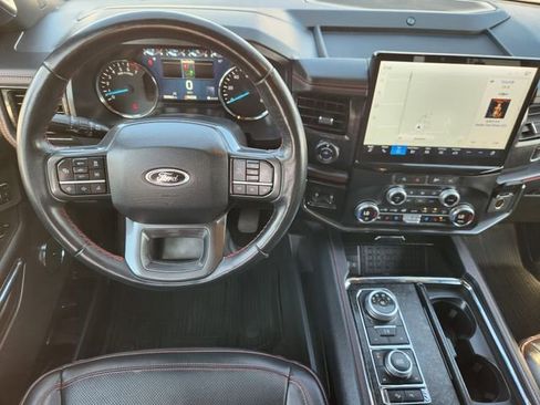 Used 2023 Ford Expedition Limited AWD/4WD image 27