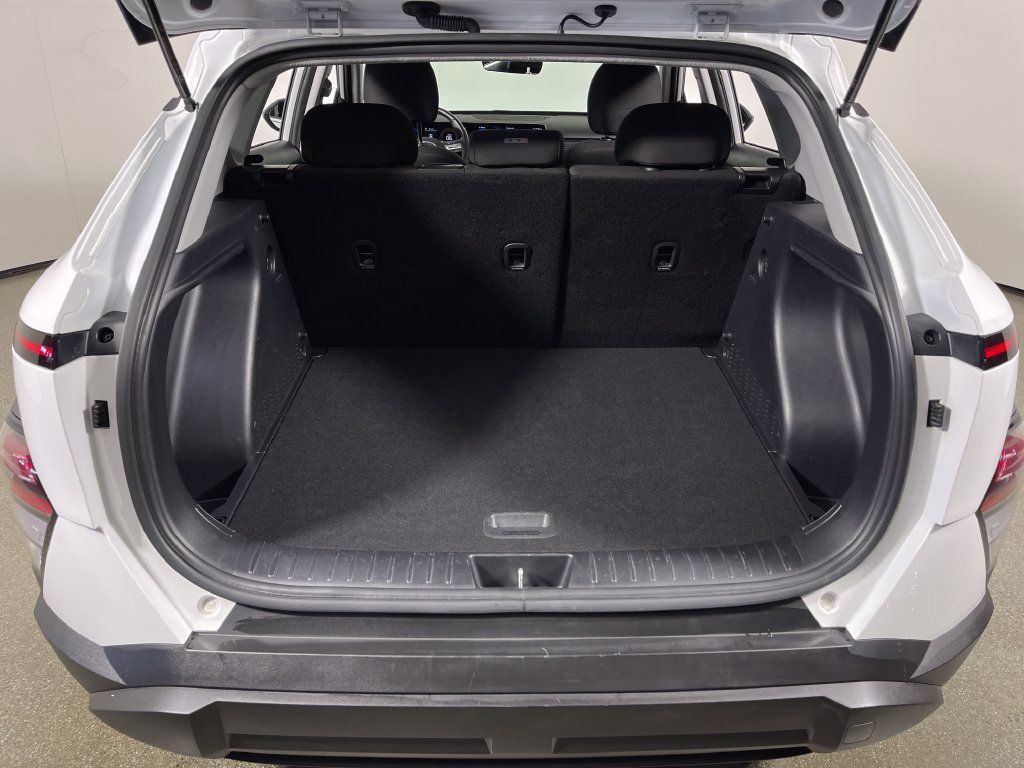 Certified 2026 Hyundai Kona SEL Sport FWD image 11