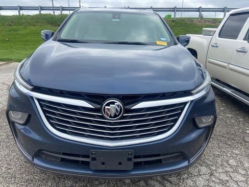 Used 2024 Buick Enclave Premium w/ Experience Buick Package image 3