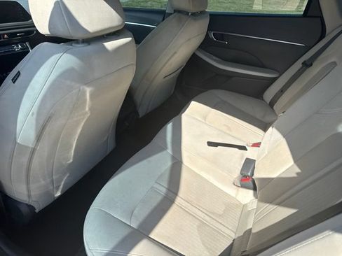 Used 2023 Hyundai Sonata SEL FWD image 8