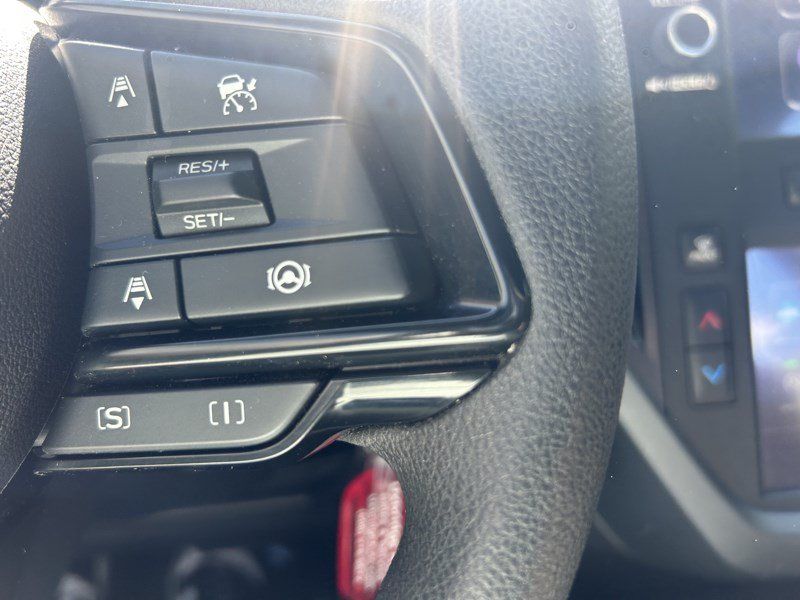 Used 2025 Subaru Forester AWD/4WD image 11