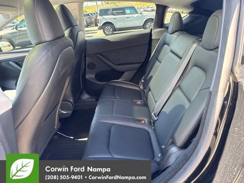 Used 2025 Tesla Model Y Performance AWD/4WD image 11
