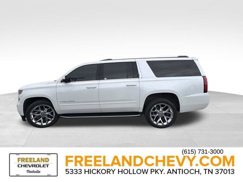 Used 2020 Chevrolet Suburban Premier AWD/4WD image 6