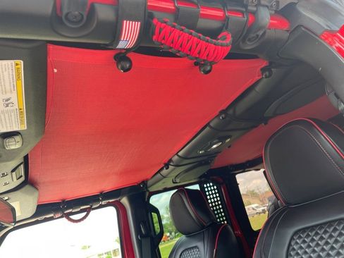 Used 2018 Jeep Wrangler Unlimited Sport S AWD/4WD image 10