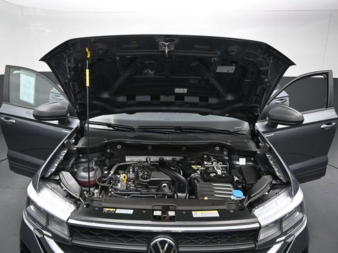Used 2023 Volkswagen Taos S AWD/4WD image 36