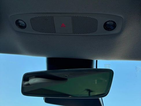 Used 2021 Tesla Model 3 Performance image 38