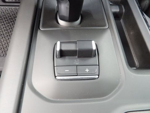 Used 2022 GMC Sierra 1500 AT4X image 56