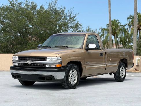 Used 1999 Chevrolet Silverado 1500 LS RWD image 1