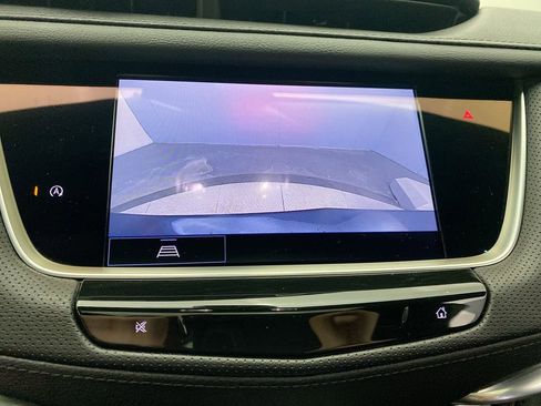Used 2023 Cadillac XT5 Premium Luxury AWD/4WD image 18