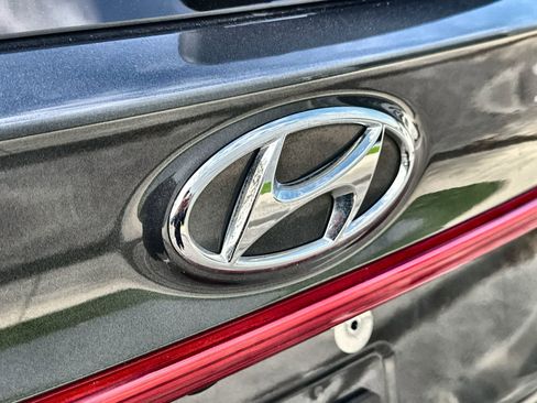 Used 2023 Hyundai Santa Fe SEL image 16