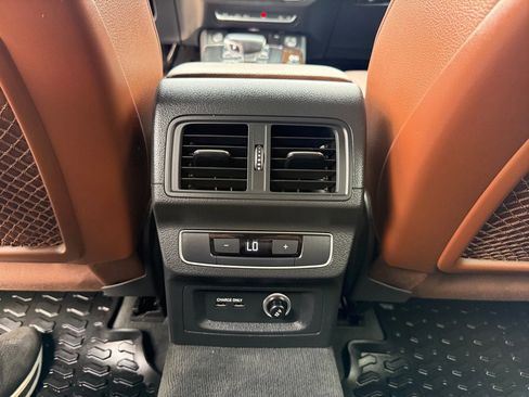 Used 2020 Audi Q5 2.0T Premium Plus w/ Premium Plus Package image 23