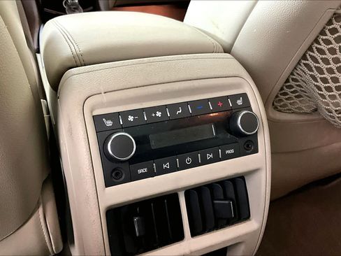 Used 2011 Cadillac SRX Premium image 31