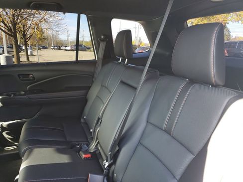 Used 2022 Honda Passport TrailSport image 30