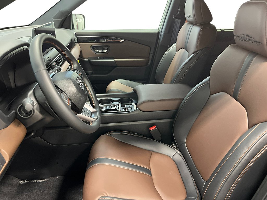 New 2026 Honda Pilot TrailSport image 19