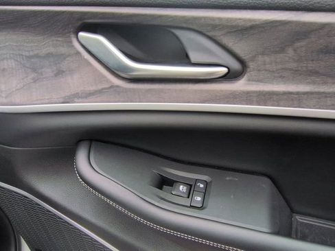 Used 2023 Jeep Grand Cherokee 4xe image 29