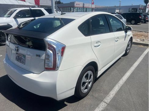 Used 2013 Toyota Prius Three FWD image 4