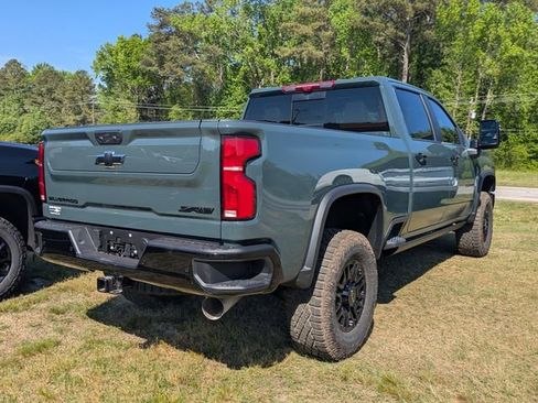 New 2026 Chevrolet Silverado 2500 ZR2 w/ LPO, Dark Essentials Package AWD/4WD image 2