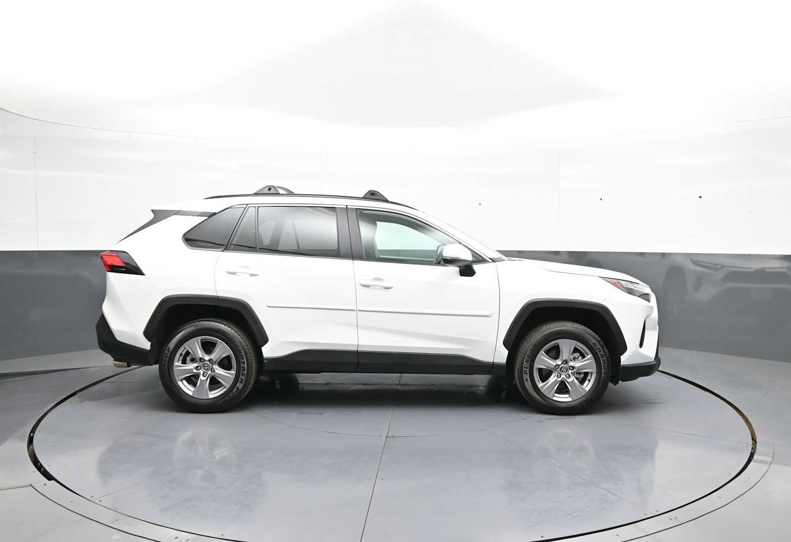 Certified 2025 Toyota RAV4 XLE w/ Convenience Package AWD/4WD image 4