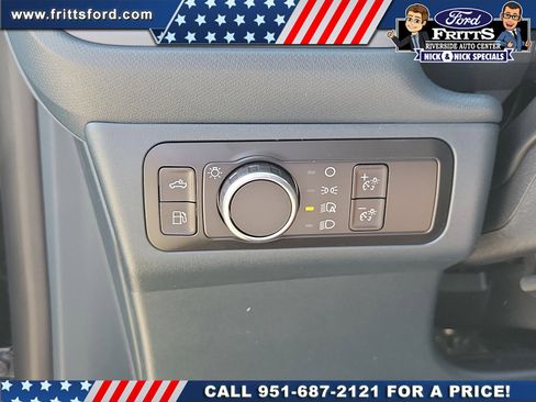 New 2025 Ford Maverick XL image 12