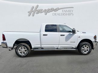 Used 2025 RAM 2500 Big Horn video 3
