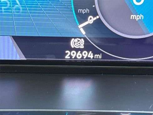 Used 2024 Volkswagen Atlas SEL Premium R-Line image 23